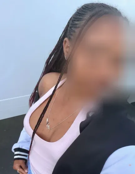 Aina, 20 años